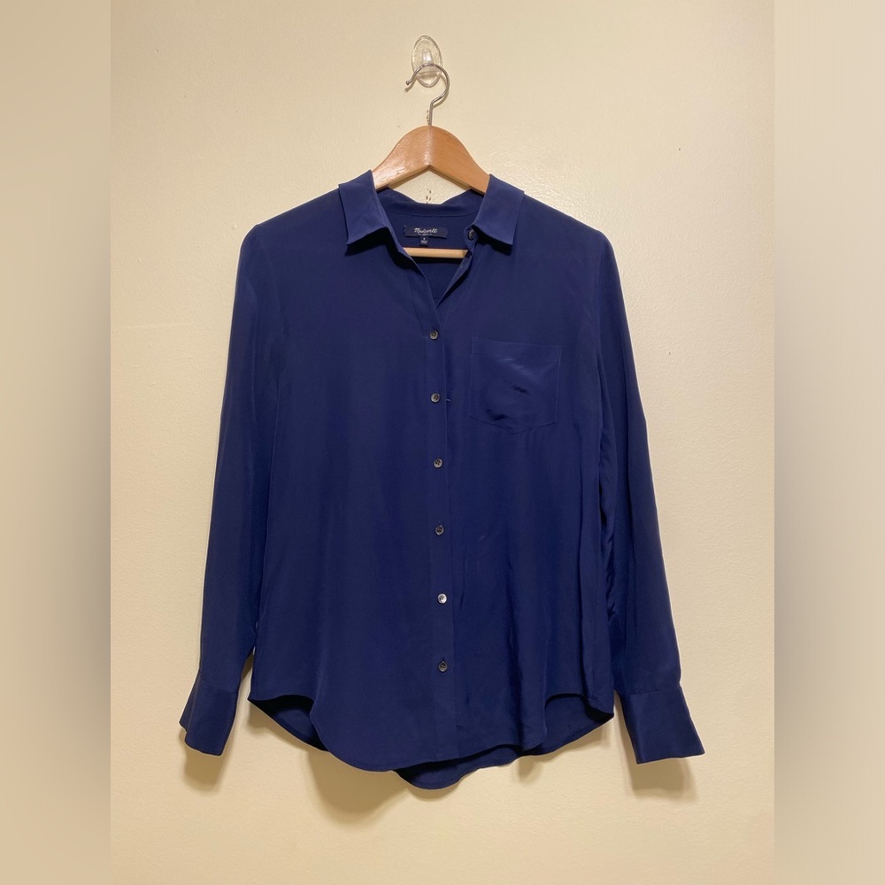 Madewell Silk Navy Button-Down Blouse. Size S